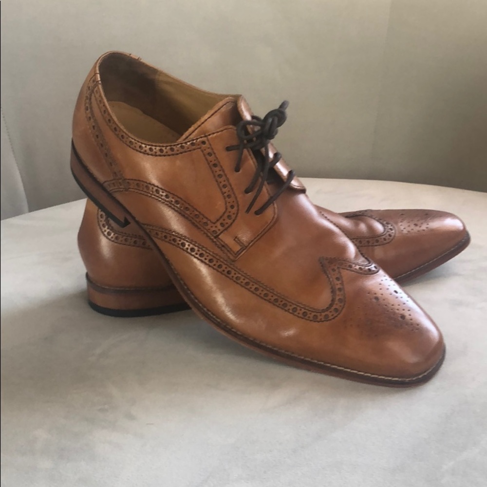 Cole Haan cognac leather wingtip oxfords 16m